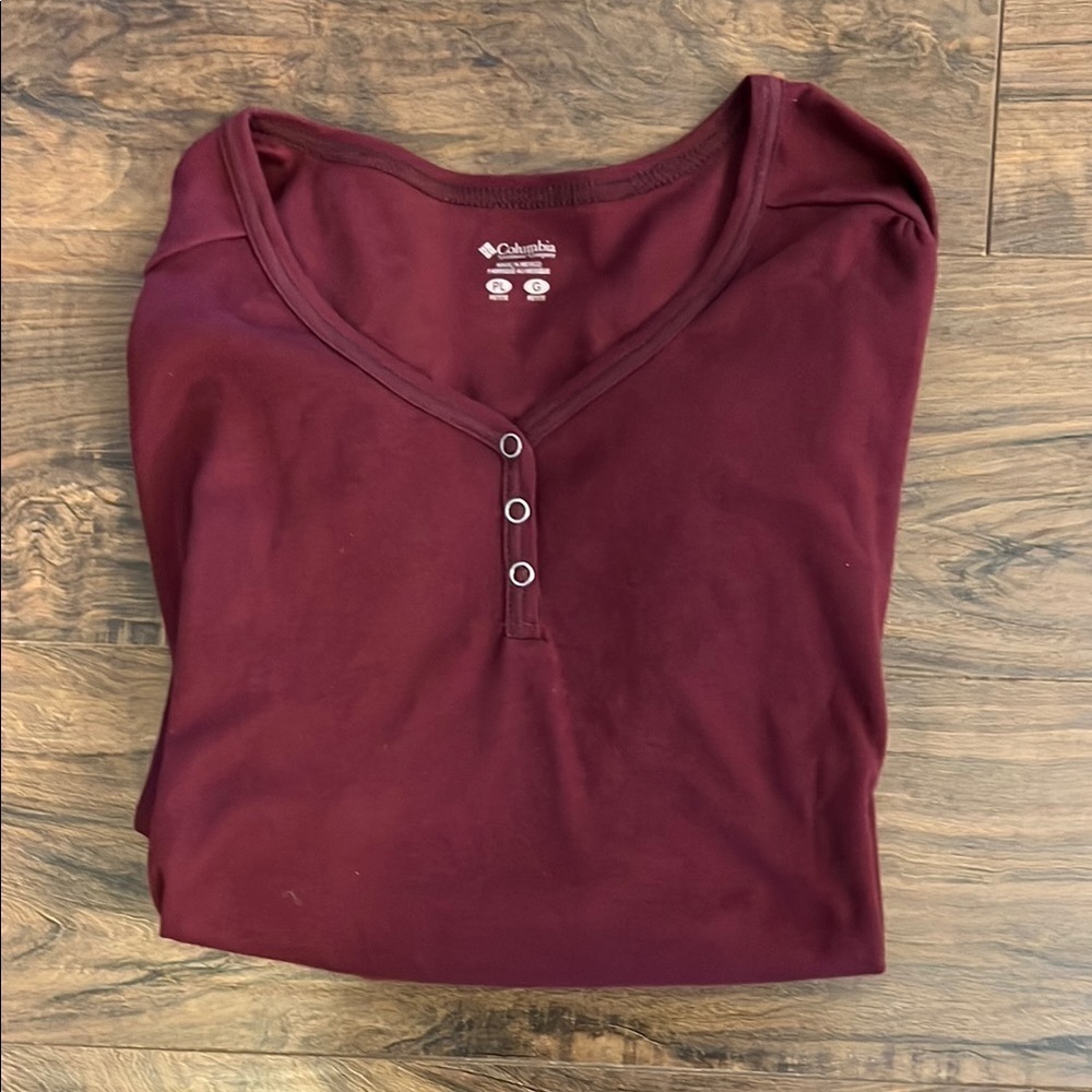 Columbia Women's Cotton Long Sleeve Top - Picture 10 of 10